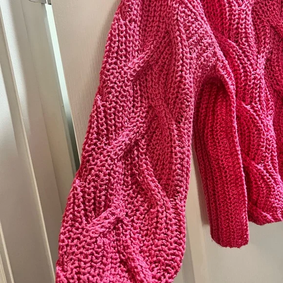Kookai Switzerland Sweater NWT Hand Knit Pink Cable Knit Relaxed Fit Beautiful! - Picture 7 of 13